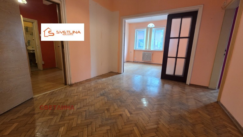 Продава 3-СТАЕН, гр. София, Център, снимка 1 - Апартаменти - 52891196