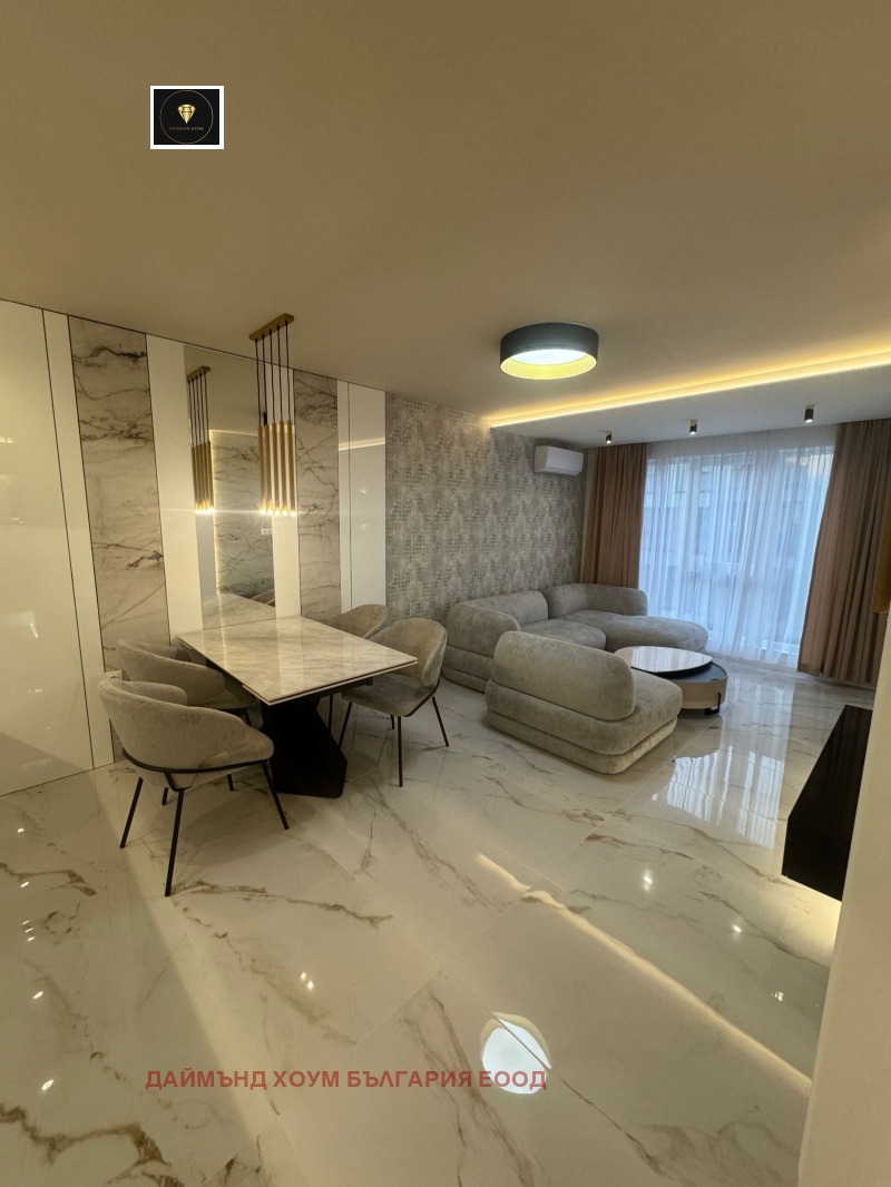 Продава 3-СТАЕН, гр. Пловдив, Остромила, снимка 2 - Апартаменти - 53018689