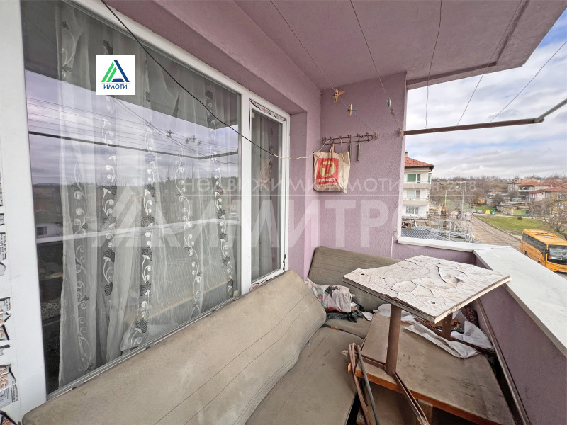 Продава 3-СТАЕН, гр. Нови пазар, област Шумен, снимка 5 - Апартаменти - 53470764