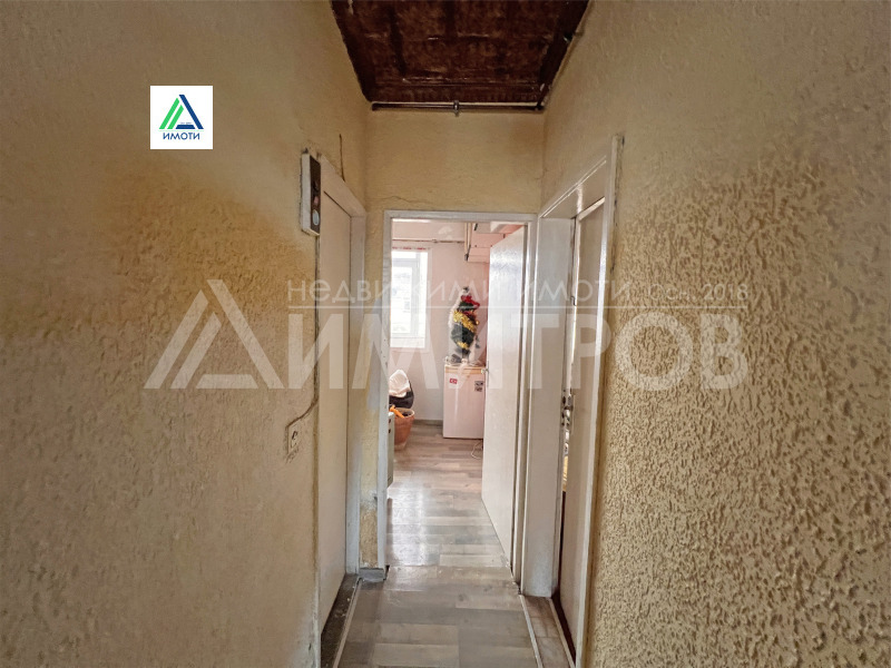 Продава 3-СТАЕН, гр. Нови пазар, област Шумен, снимка 11 - Апартаменти - 53470764