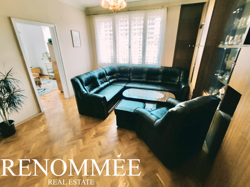 Zu verkaufen  3 Schlafzimmer Sofia , Medizinska akademija , 176 qm | 52124773