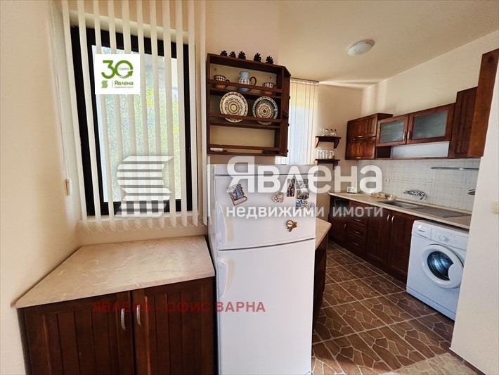 Продава КЪЩА, с. Осеново, област Варна, снимка 14 - Къщи - 48524965