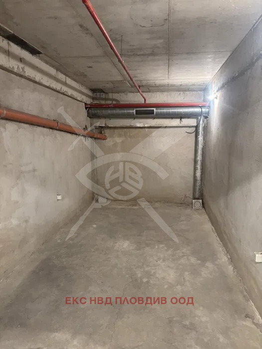 Продава ГАРАЖ, ПАРКОМЯСТО, гр. Пловдив, Западен