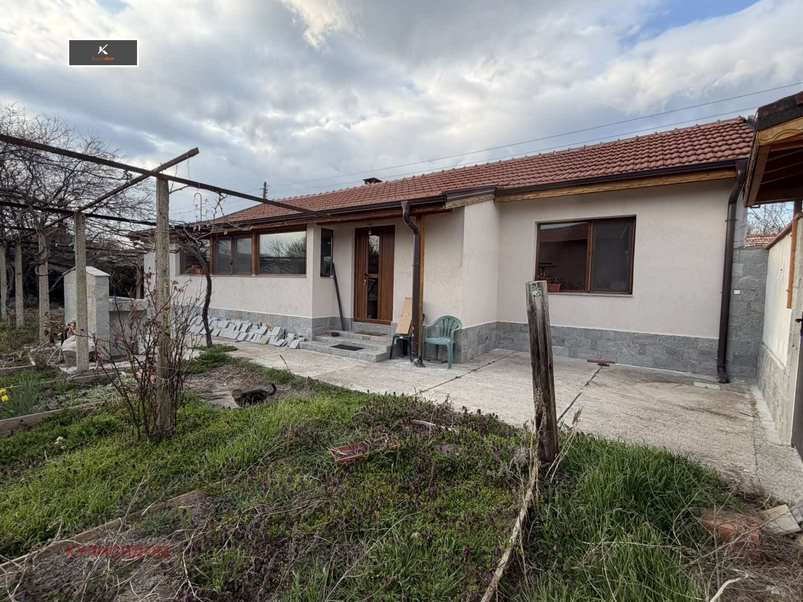 Продава КЪЩА, с. Ръжена, област Стара Загора
