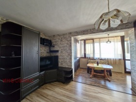 Estudio Lazur, Burgas 1