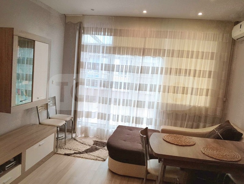 À venda  1 quarto Varna , Vazrajdane 1 , 90 m² | 61662806