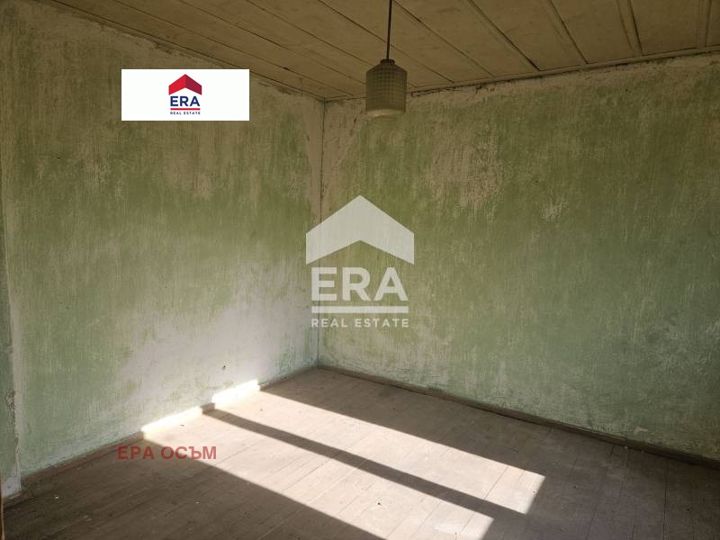 Продава КЪЩА, с. Слатина, област Ловеч, снимка 6 - Къщи - 52410634