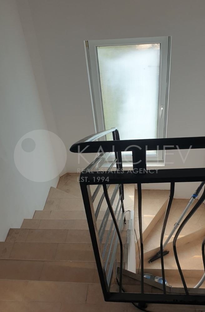 Продава КЪЩА, с. Николаевка, област Варна, снимка 14 - Къщи - 52624069