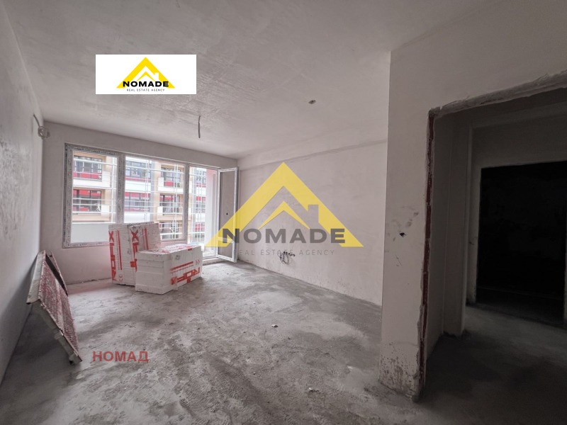 Продава  2-стаен град Пловдив , Христо Смирненски , 63 кв.м | 11077228 - изображение [2]