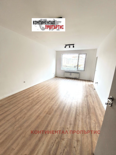 Продава  3-стаен град София , Стрелбище , 135 кв.м | 66857946