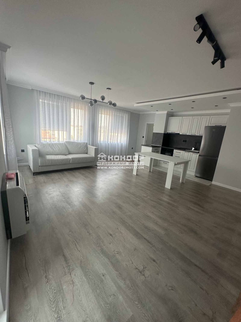 En venta  2 dormitorios Plovdiv , Vastanicheski , 140 metros cuadrados | 17704867 - imagen [4]