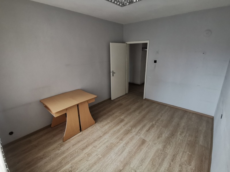 Продава  3-стаен град Бургас , Център , 97 кв.м | 82002534 - изображение [4]