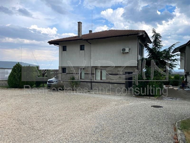 In vendita  Villa regione Dobrič , Rogachevo , 133 mq | 38324082 - Immagine [2]