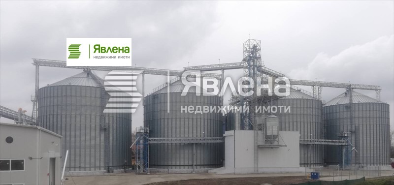 Продава ПРОМ. ПОМЕЩЕНИЕ, гр. Нови пазар, област Шумен