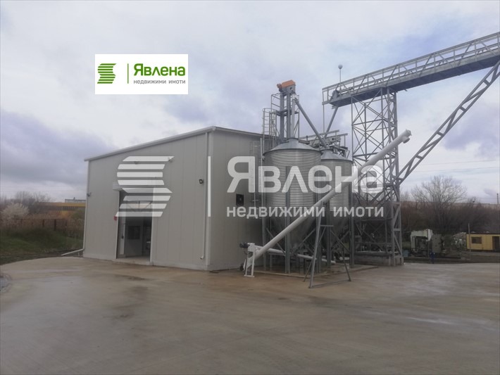 Продава ПРОМ. ПОМЕЩЕНИЕ, гр. Нови пазар, област Шумен, снимка 8 - Производствени сгради - 55317267