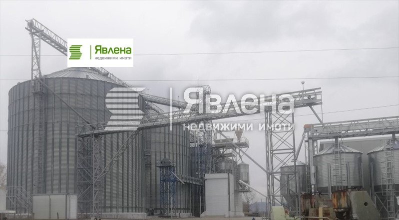 Продава ПРОМ. ПОМЕЩЕНИЕ, гр. Нови пазар, област Шумен, снимка 2 - Производствени сгради - 55317267