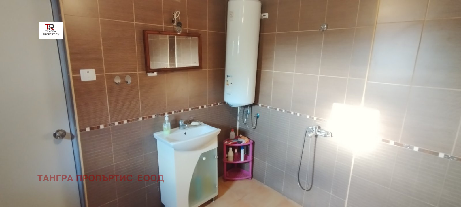 Продава КЪЩА, гр. Перник, Църква, снимка 2 - Къщи - 47827918