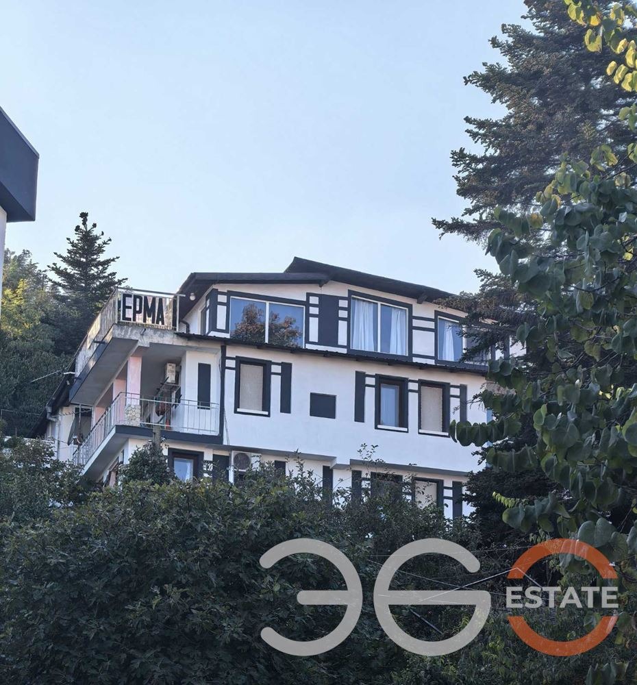 Продава КЪЩА, гр. Варна, к.к. Св.Св. Константин и Елена