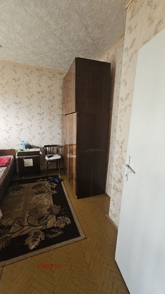 Продается  1 спальня область Перник , Радомир , 64 кв.м | 53459630 - изображение [3]