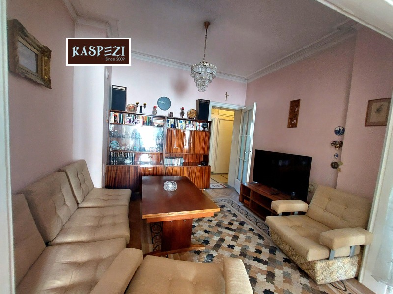 Продава 2-СТАЕН, гр. София, Център