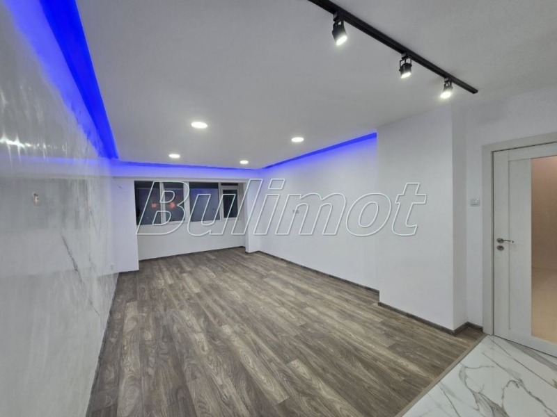 Продава 3-СТАЕН, гр. Варна, Владислав Варненчик 1