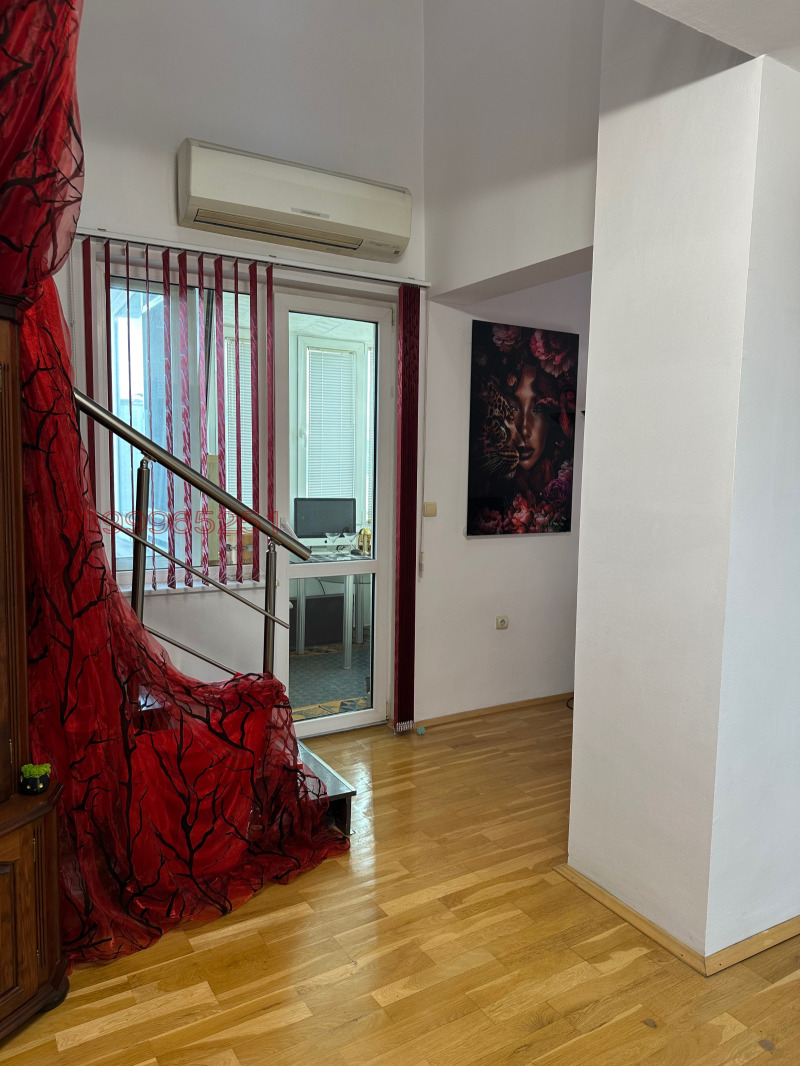 In vendita  3 camere da letto Plovdiv , Tsentar , 147 mq | 72512468 - Immagine [2]