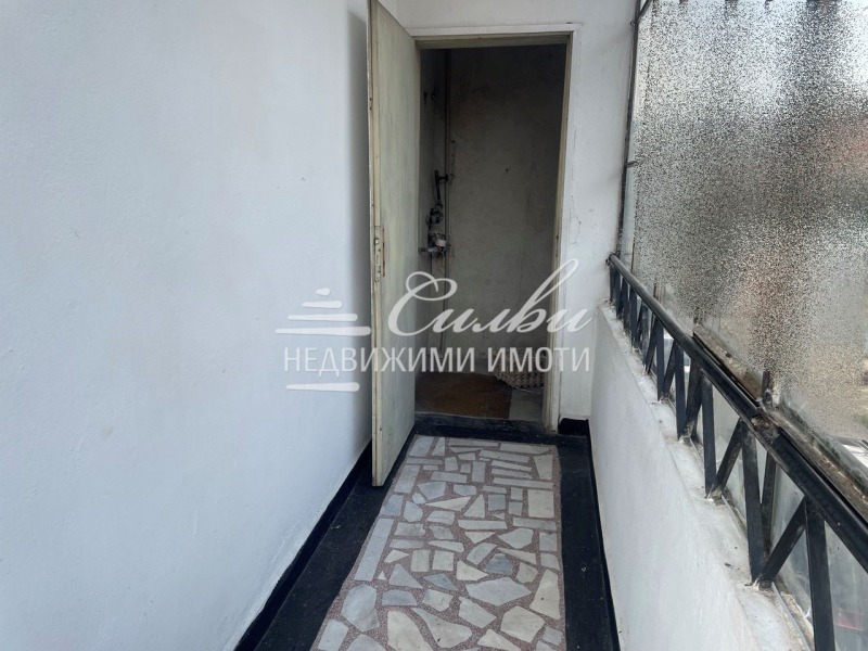 Продава МНОГОСТАЕН, гр. Шумен, Пазара, снимка 11 - Апартаменти - 52814009