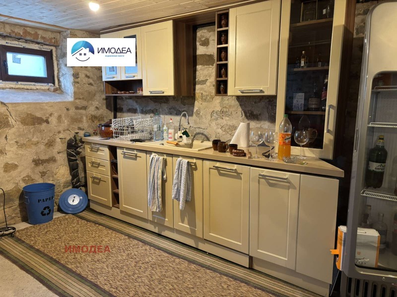 Продава КЪЩА, с. Пчелище, област Велико Търново, снимка 7 - Къщи - 53118389