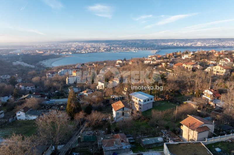 Продава КЪЩА, гр. Варна, м-т Зеленика, снимка 7 - Къщи - 53173012