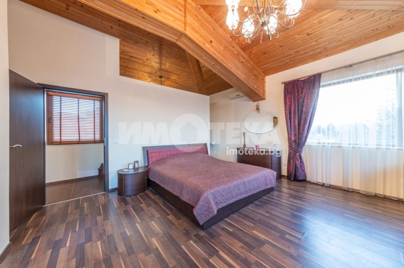 Продава КЪЩА, гр. Варна, м-т Зеленика, снимка 2 - Къщи - 53173012