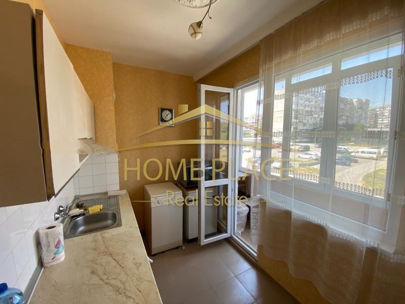 En venta  1 dormitorio Varna , Mladost 1 , 63 metros cuadrados | 70151241