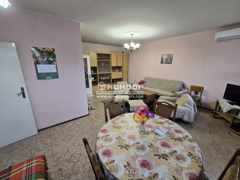 En venta  2 dormitorios Plovdiv , Tsentar , 111 metros cuadrados | 95404298 - imagen [4]