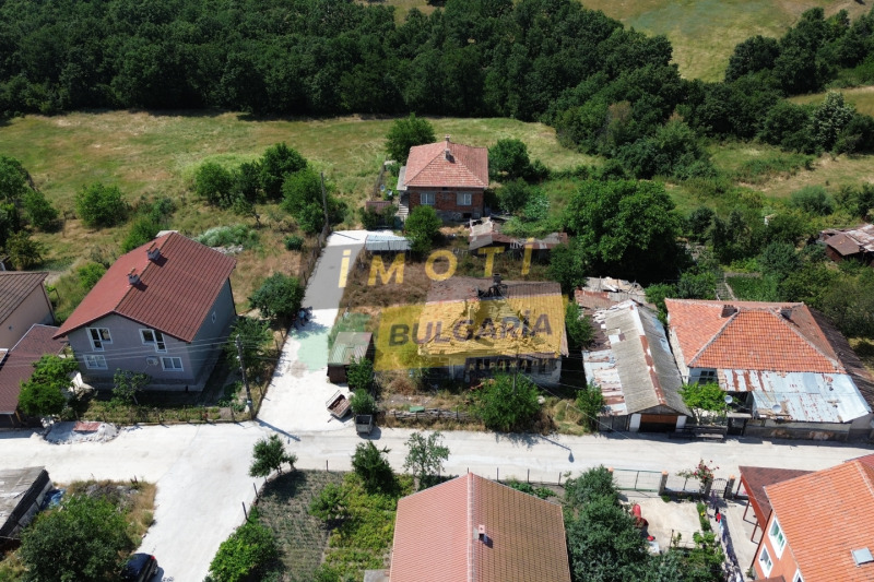 Продава КЪЩА в област Кърджали, с. Миладиново - 900 кв.м / 15 400 € » 30 119.78 лв., ИМОТИБЪЛГАРИЯКЪРДЖАЛИ