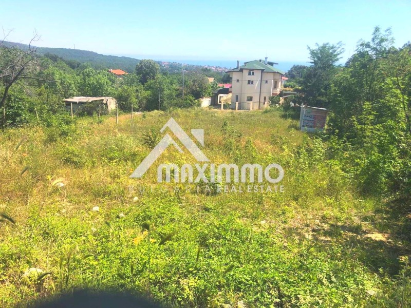 Продава ПАРЦЕЛ в град Варна, м-т Манастирски рид - 979 кв.м / 123 500 € » 241 545.01 лв., МАКСИММО БЪЛГАРИЯ ЕООД