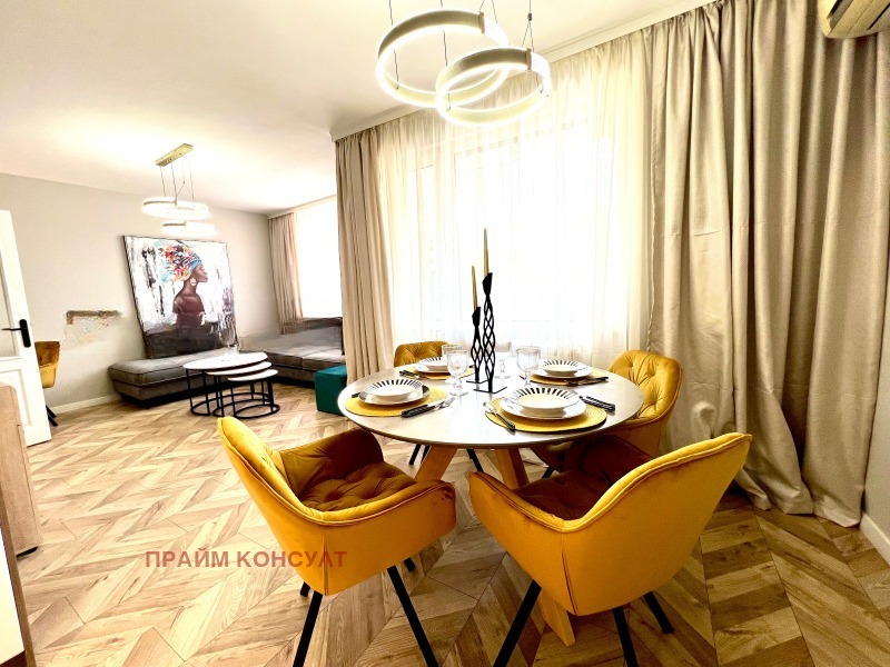 Продава  3-стаен град Пловдив , Христо Смирненски , 97 кв.м | 34314435 - изображение [2]