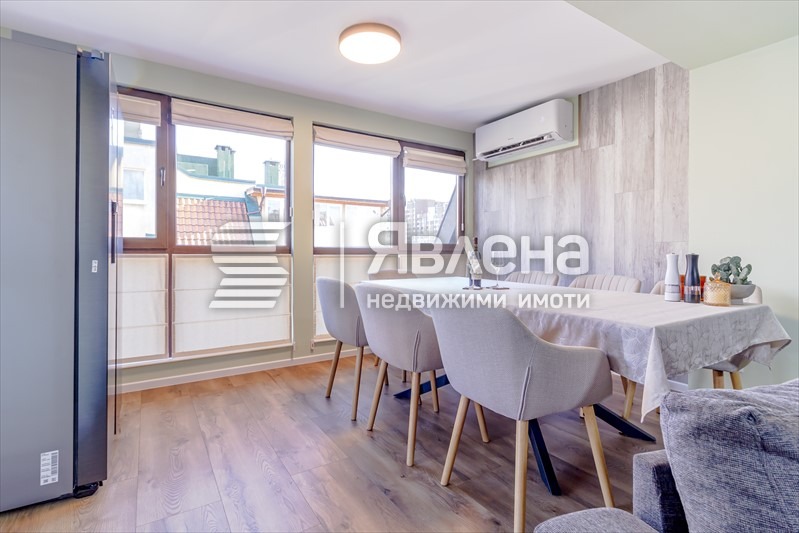 Продава 4-СТАЕН, гр. София, Център, снимка 2 - Апартаменти - 55685113