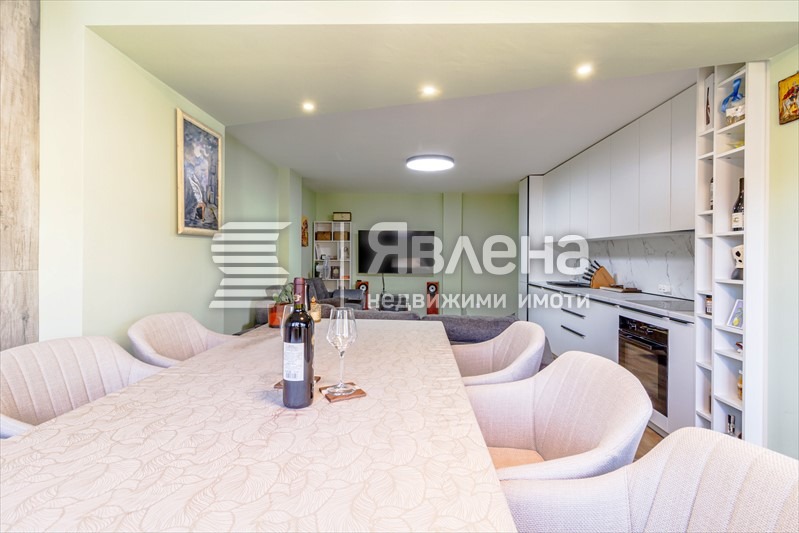 Продава 4-СТАЕН, гр. София, Център, снимка 17 - Апартаменти - 55685113