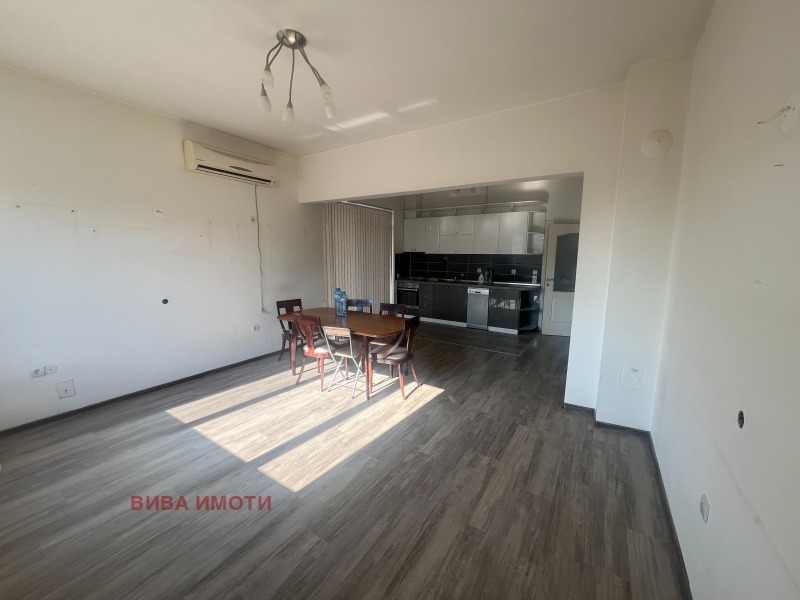 Na prodej  3+ ložnice Plovdiv , Centar , 175 m2 | 10207108