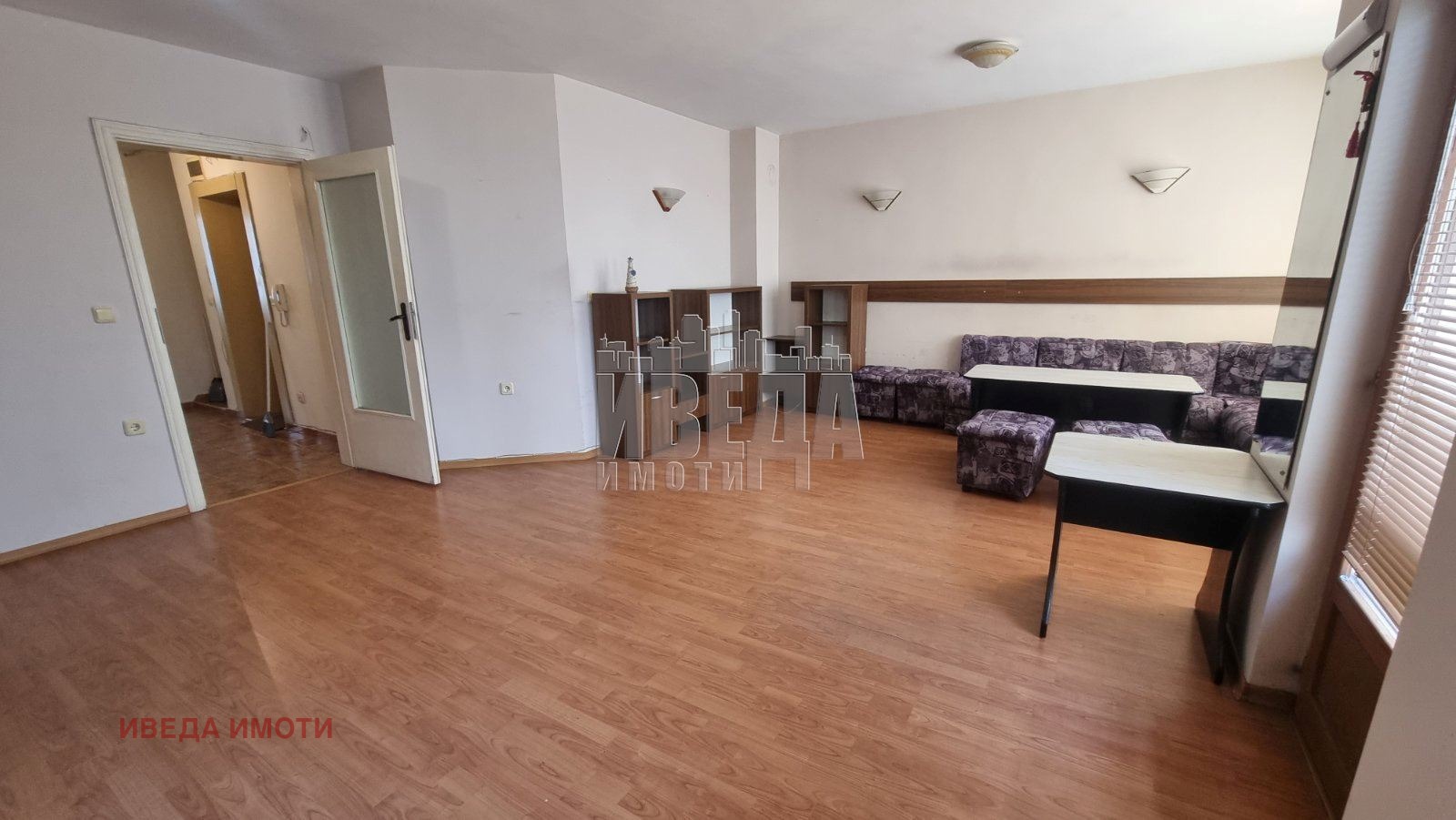 Продава 2-СТАЕН, гр. Варна, Централна поща, снимка 2 - Апартаменти - 56564174