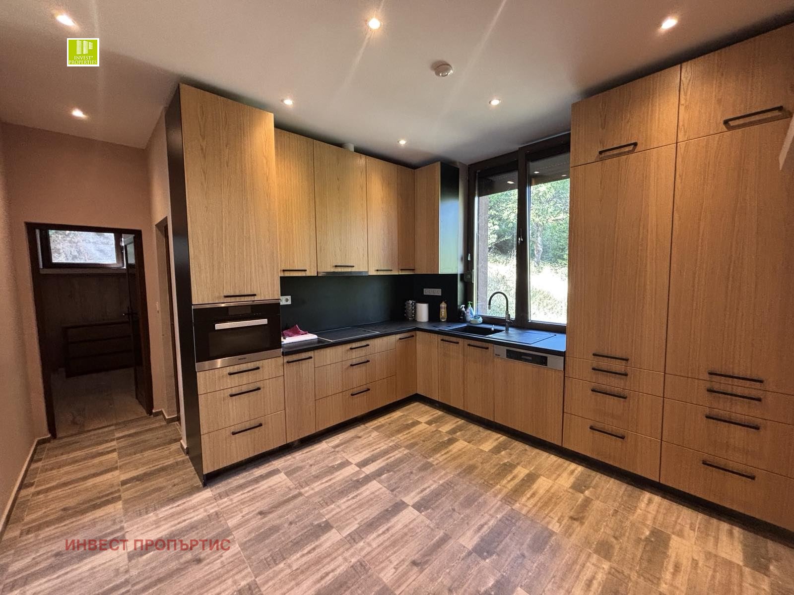 Продава КЪЩА, гр. София, Драгалевци, снимка 2 - Къщи - 54631199