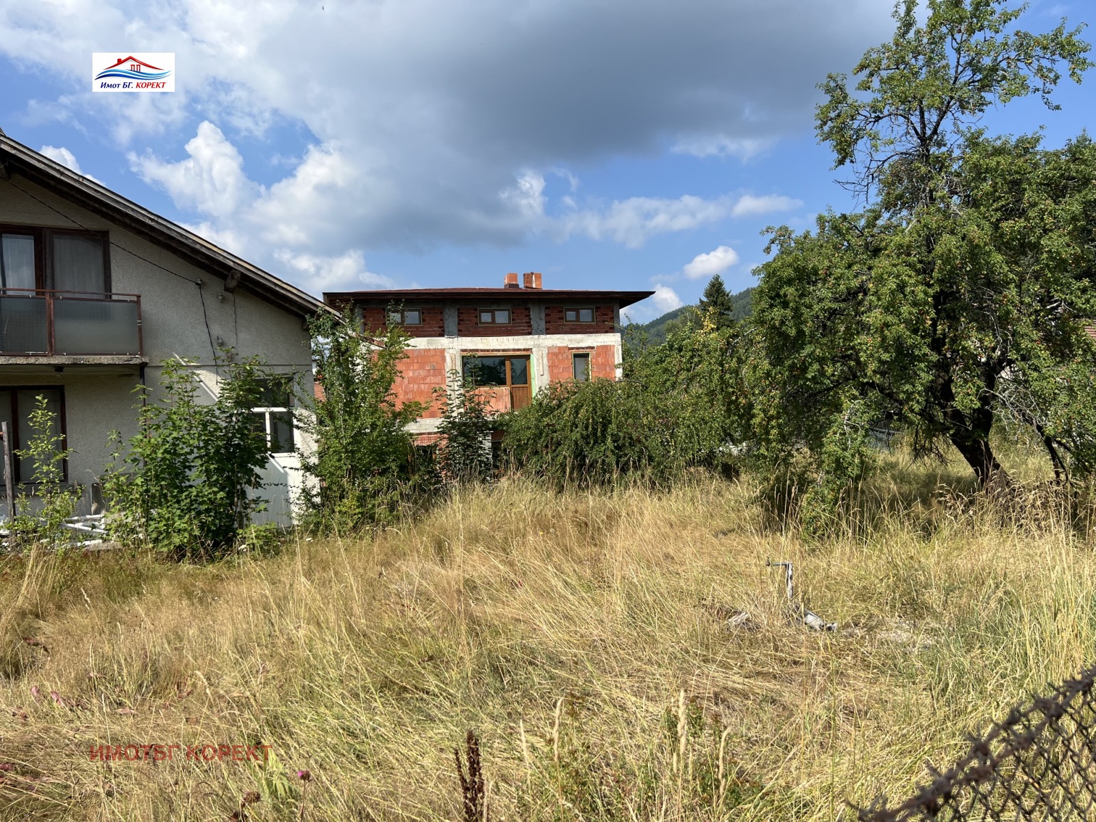 Продава КЪЩА, с. Говедарци, област София област, снимка 2 - Къщи - 55622598