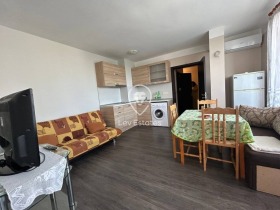 1 ložnice Slavejkov, Burgas
