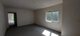 Продава 3-стаен град Хасково Каменни - [1] 