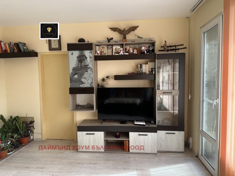 En venta  1 dormitorio Plovdiv , Kyuchuk Parizh , 64 metros cuadrados | 69857246 - imagen [2]