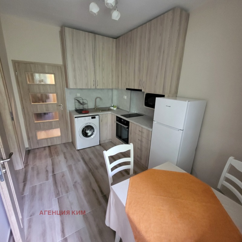 Продава 2-СТАЕН, гр. София, Център, снимка 2 - Апартаменти - 53011085