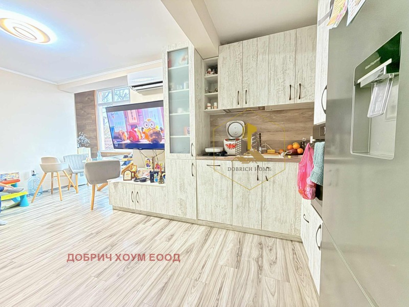 Продава 3-СТАЕН, гр. Добрич, Център, снимка 3 - Апартаменти - 53333664