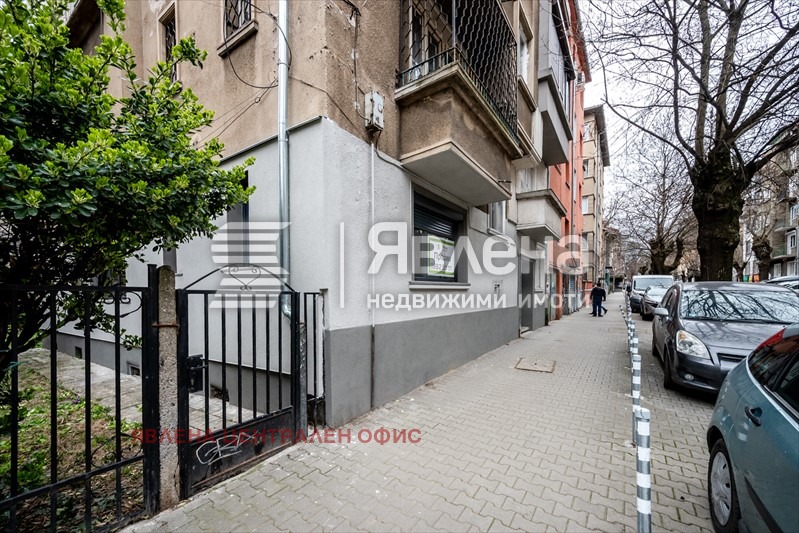 Продава 3-СТАЕН, гр. София, Център, снимка 16 - Апартаменти - 56731539