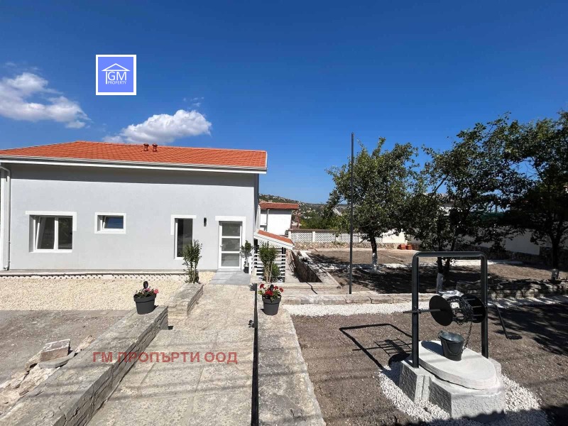 Продава КЪЩА, гр. Балчик, област Добрич, снимка 3 - Къщи - 53492064