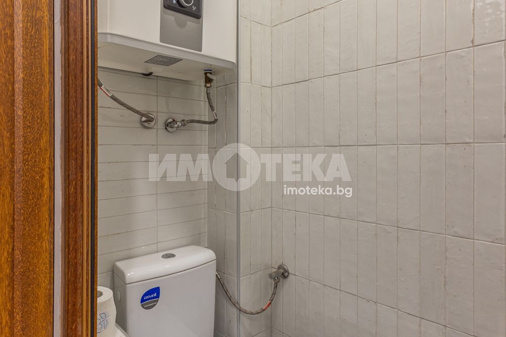 Продава 3-СТАЕН, гр. Варна, Център, снимка 16 - Апартаменти - 54531190
