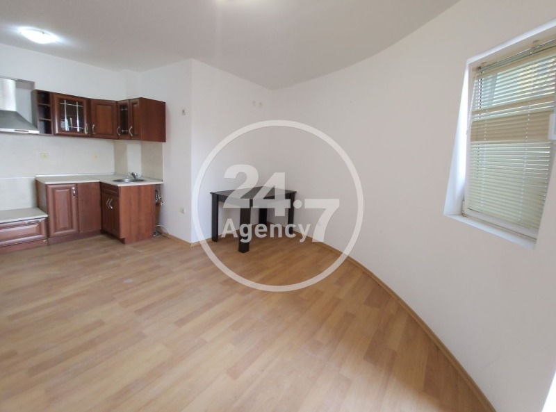 Продава 2-СТАЕН, гр. Варна, Бриз, снимка 3 - Апартаменти - 53110544